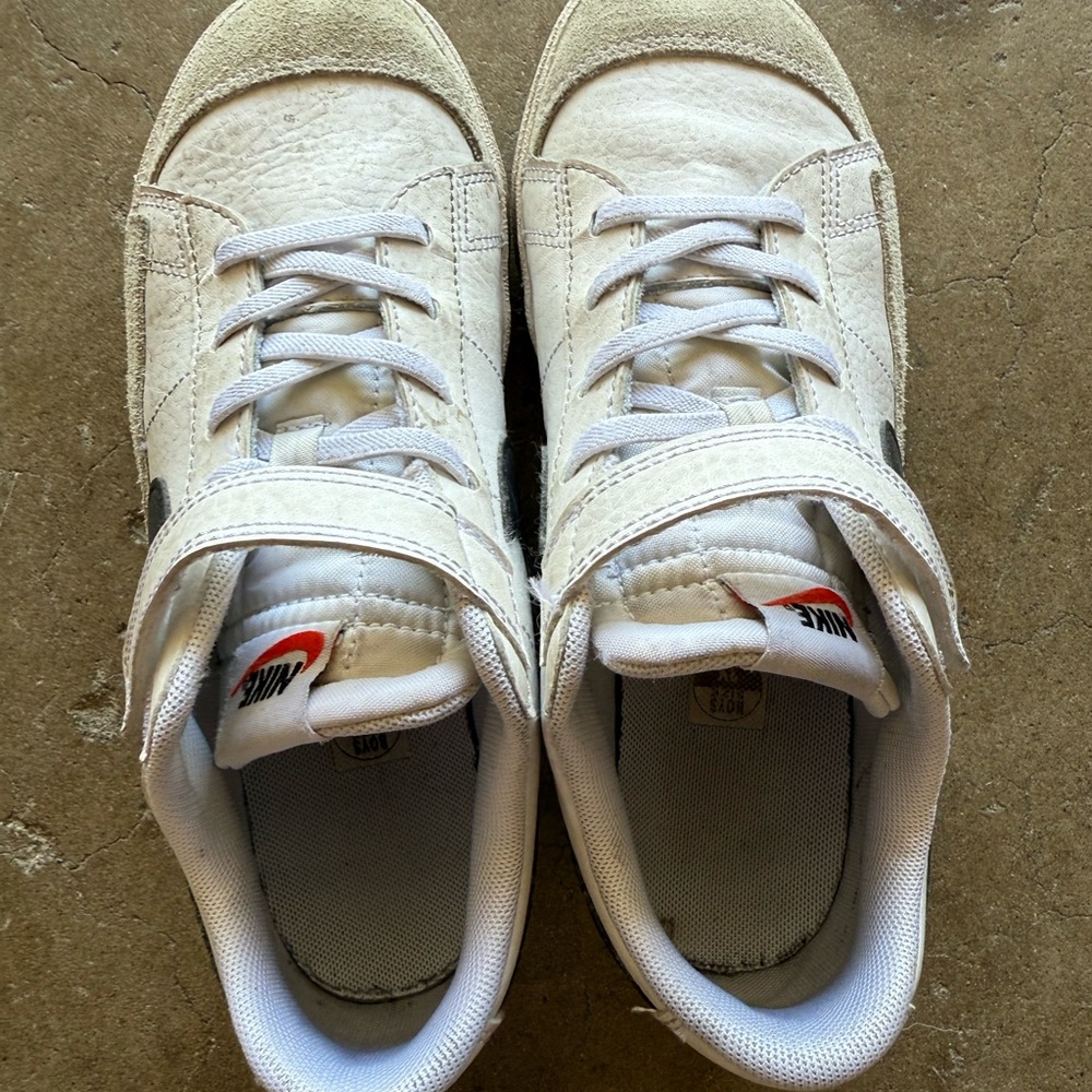 Nike White Sneakers with Velcro Strap and Low-Top Design